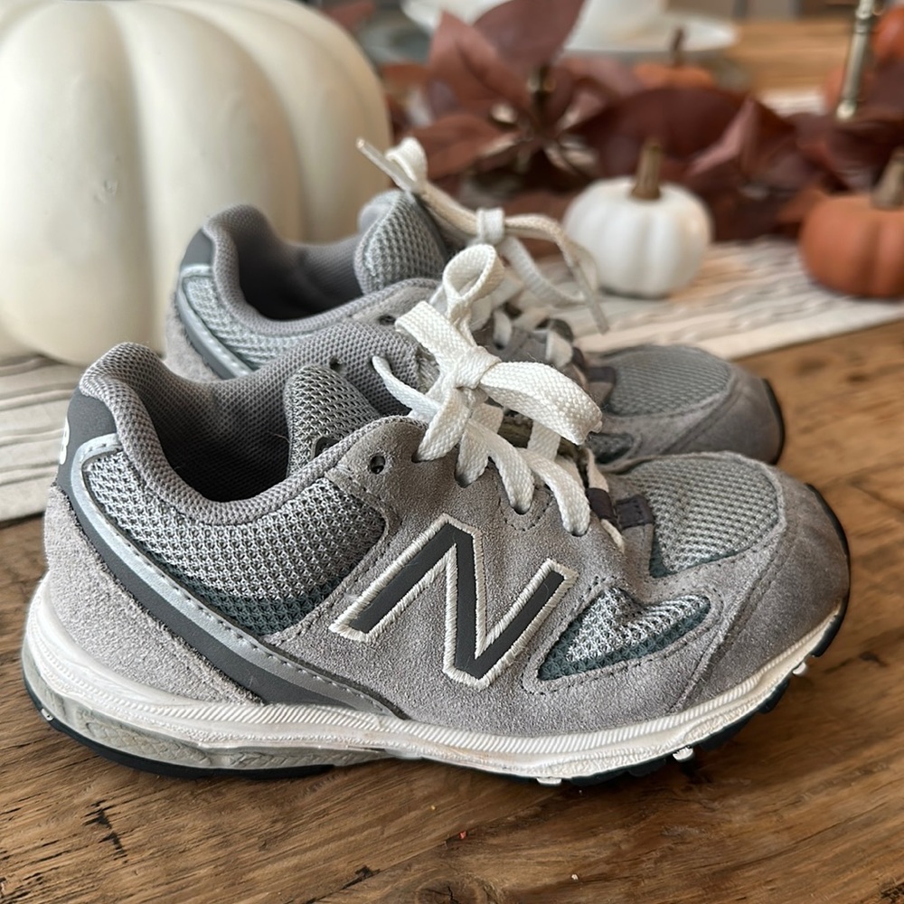 New balance - toddler 888v2 size 9